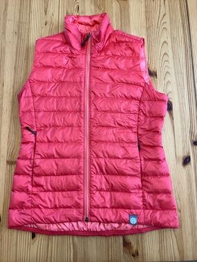 REI Women's Quilted Packable Vest in Coral Pink